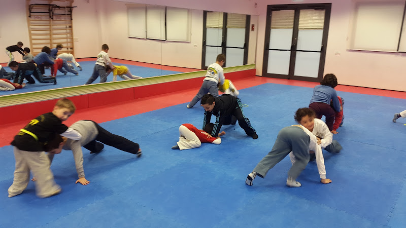 ​Krav Maga & Mobility for kids