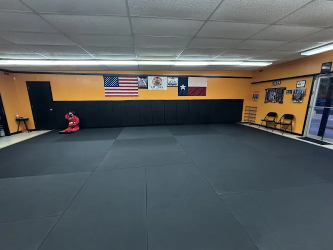 Contender Brazilian Jiu-Jitsu